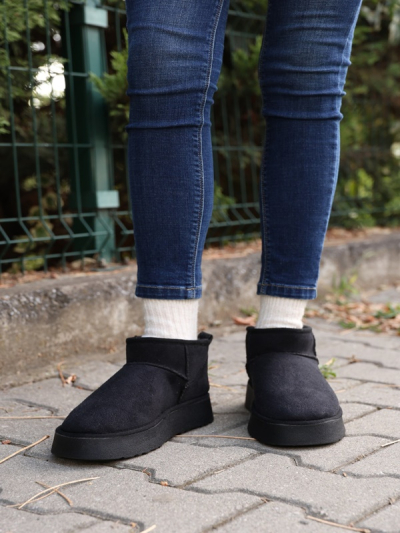 İçi Kürklü Kadın Mini Bot