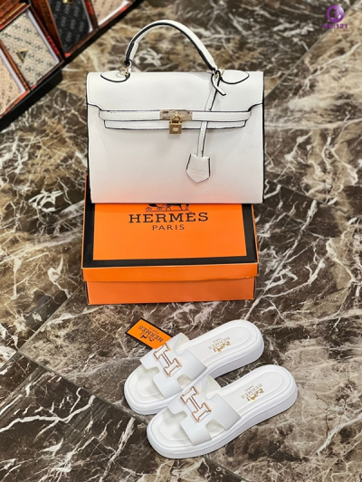 Kadın Tek Bantlı Tokalı Şık Yazlık Terlik